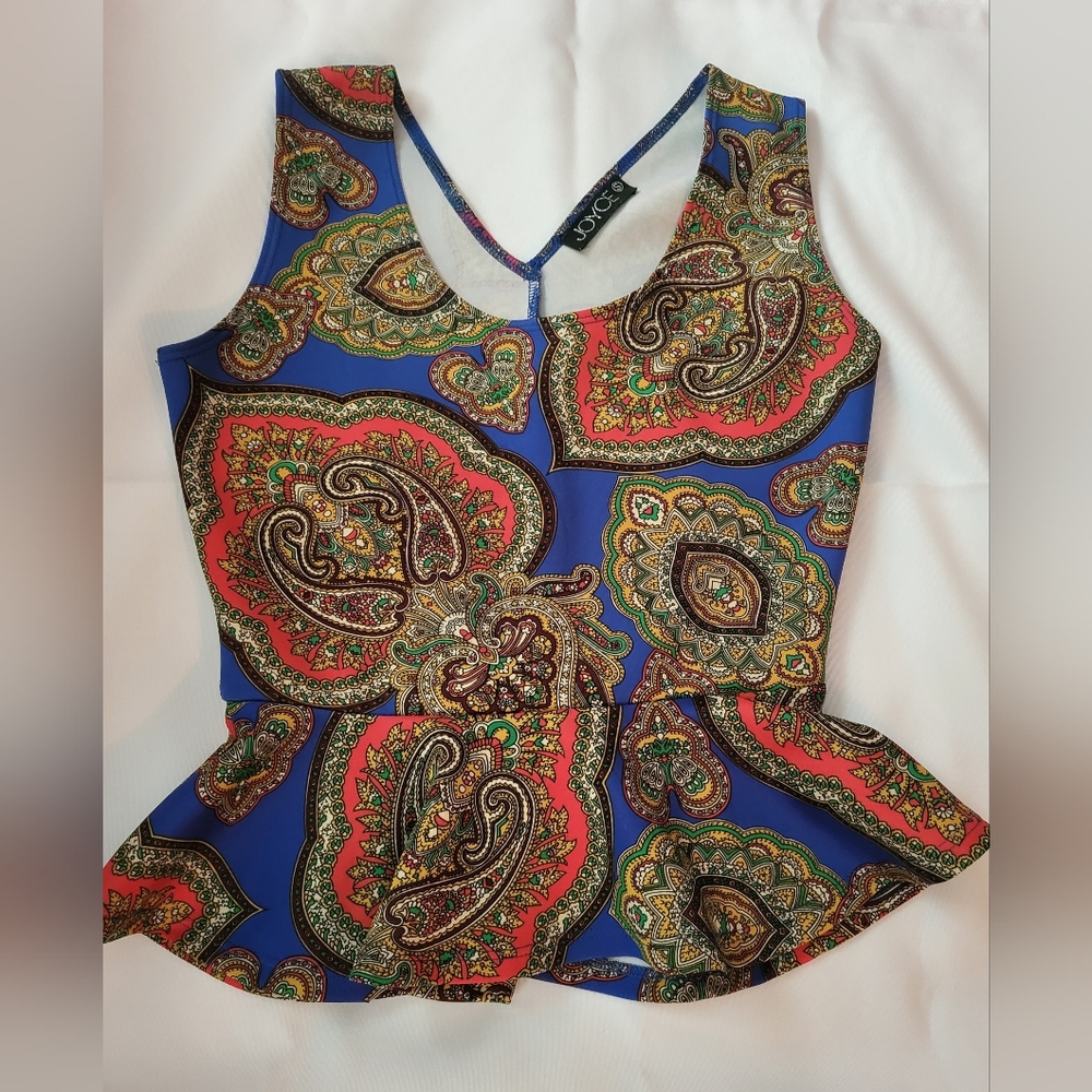 Women's sleeveless midlength polyester petite small top